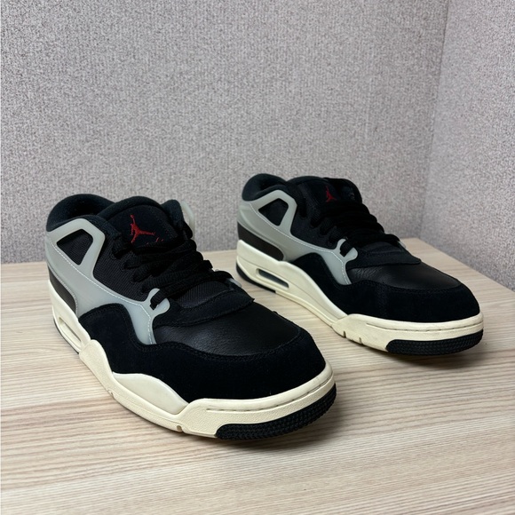 Jordan Air 4 RM Black Sail - Picture 1 of 6